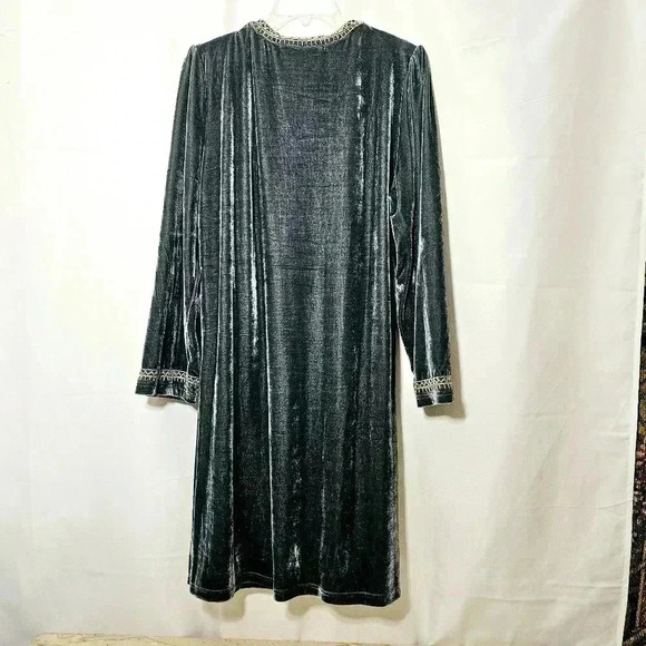 🛑 Time For Me Womens Blue Embroidered Pleated Boho Poly Stretch Velvety Top L - Picture 7 of 10